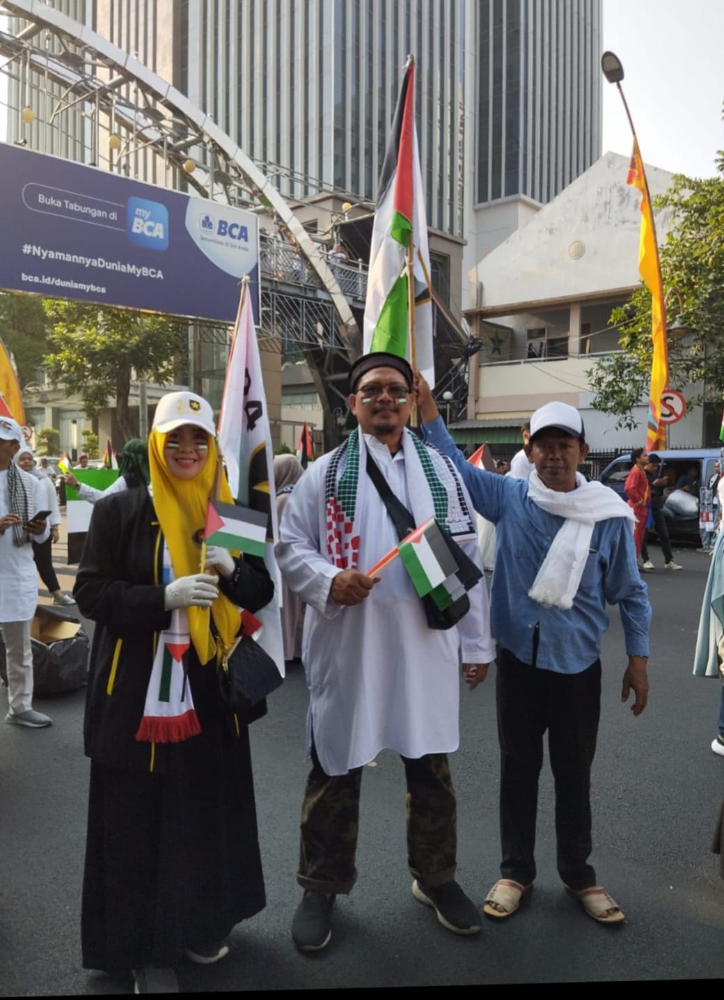 Imiriya Kumala S.I.P Caleg Partai Ummat Peduli Palestina