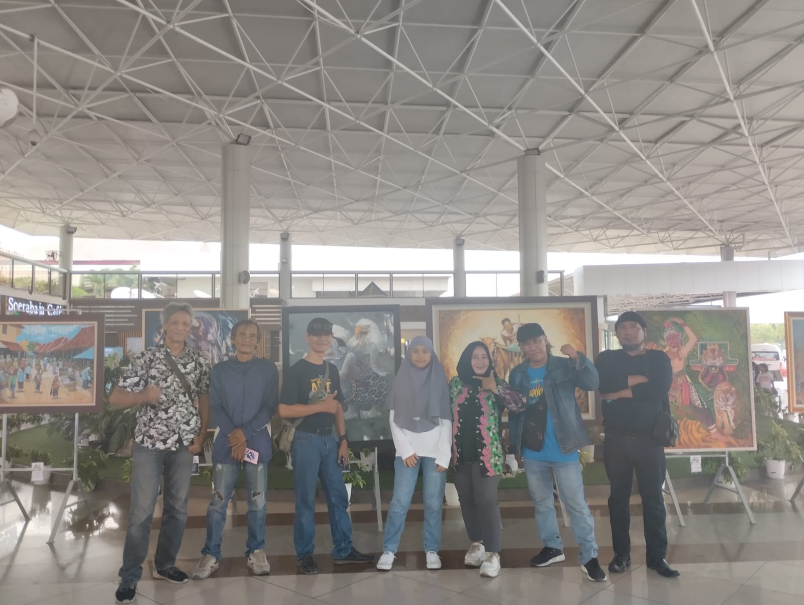 Pameran Lukisan di Terminal 1 Bandara Internasional Juanda