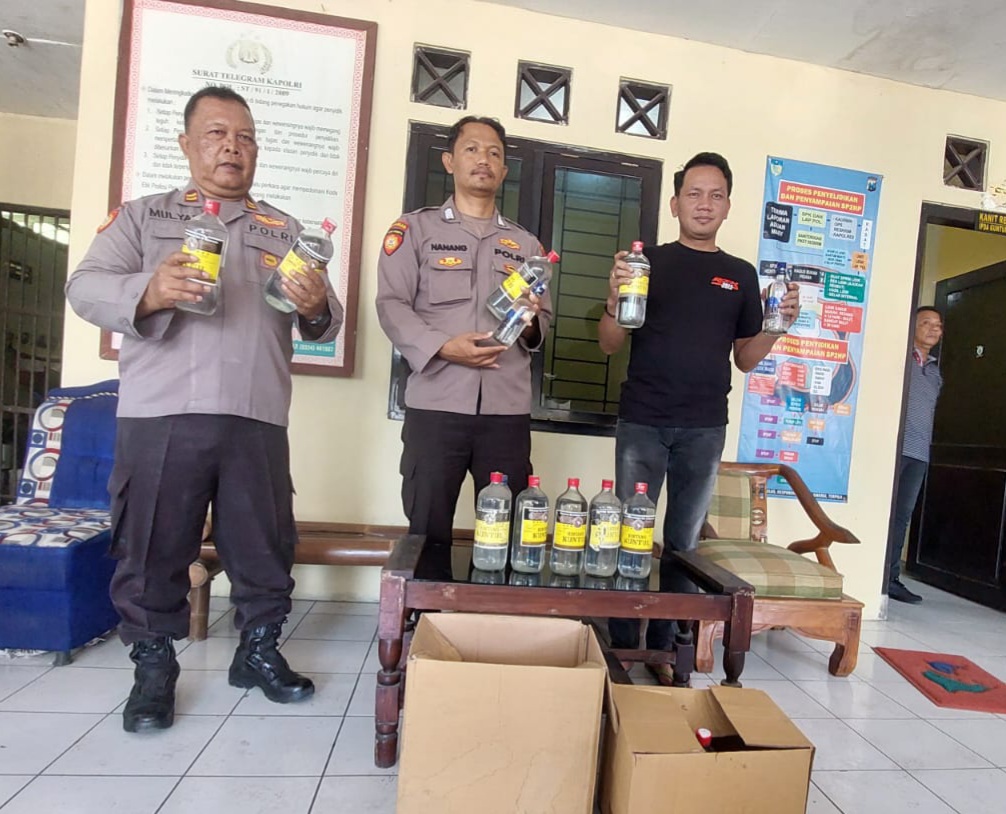 Ops Pekat Semeru 2024, 3 Penjual dan Puluhan Miras Siap Edar Diamankan Polsek Wates