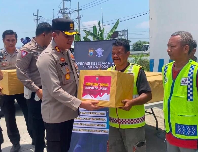 Jelang Ramadhan, Polres Probolinggo Gelar Baksos di Pos Lantas Leces