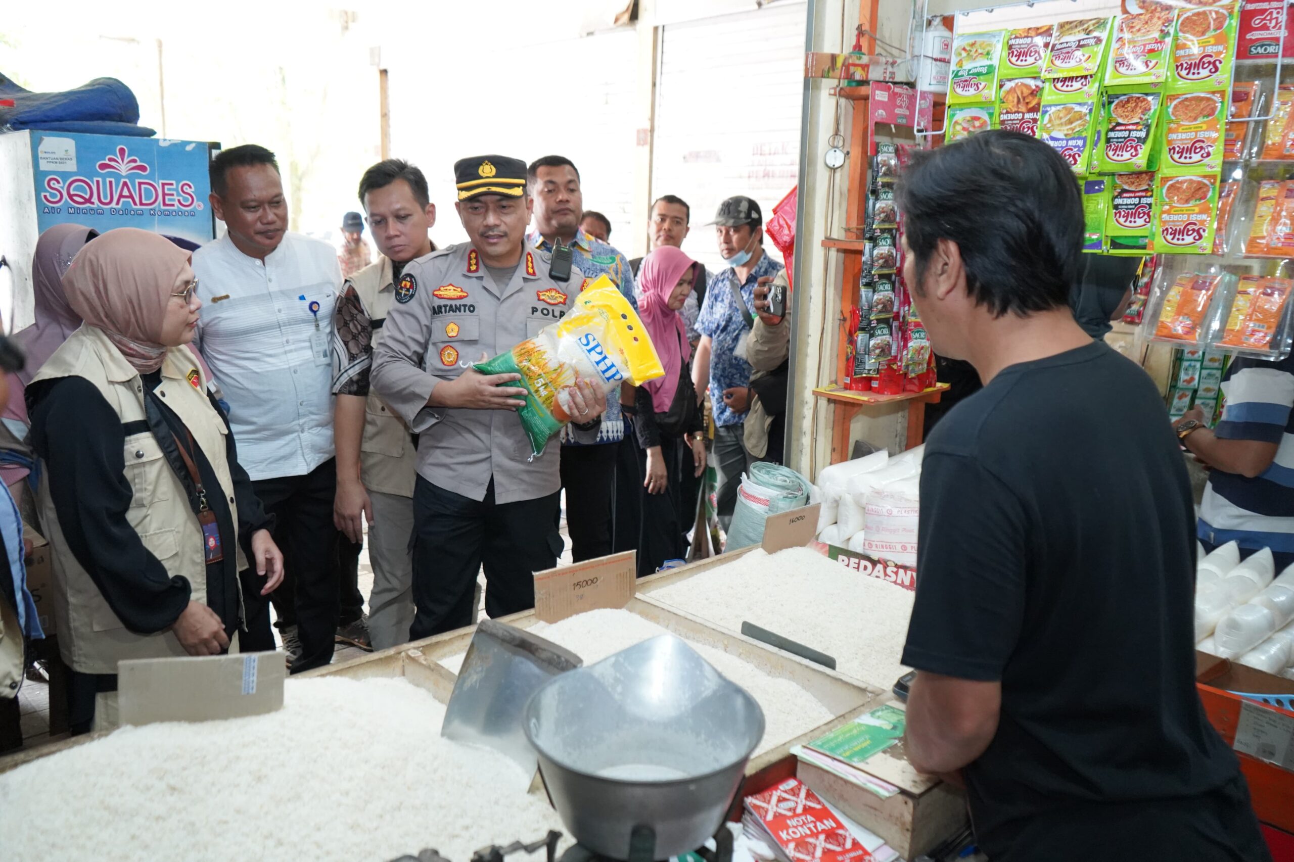 Pastikan Stok Aman Jelang Ramadhan, Satgas Pangan Polda Kaltim Sidak Pasar dan Gudang Distributor di Balikpapan