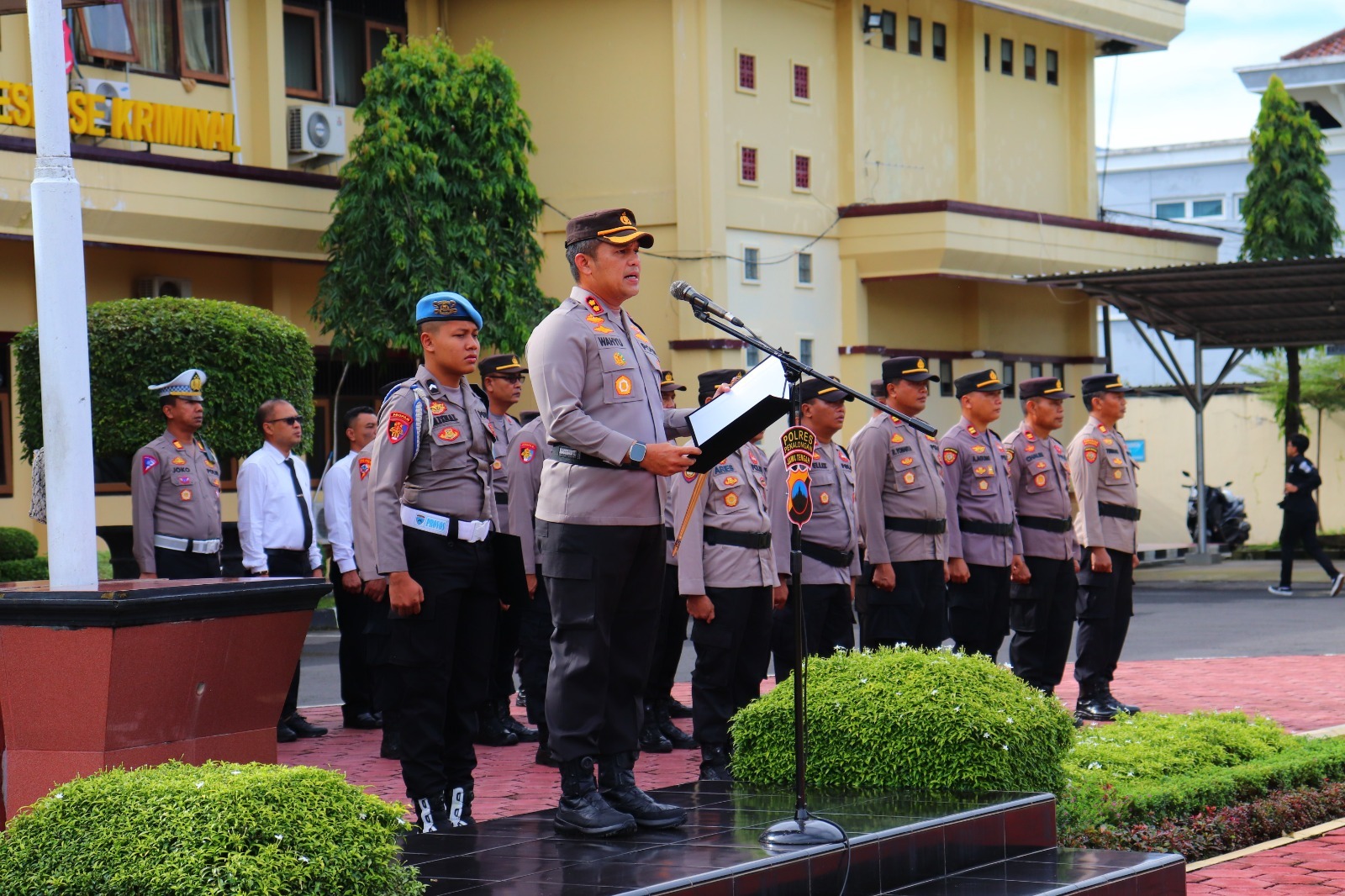 Pimpin Upacara Bendera Hari Kesadaran Nasional, Kapolres Pekalongan Sampaikan Hal Ini