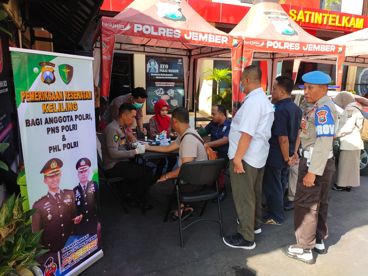 Peduli Kesehatan Sidokkes Polres Jember Beri Layanan Keliling