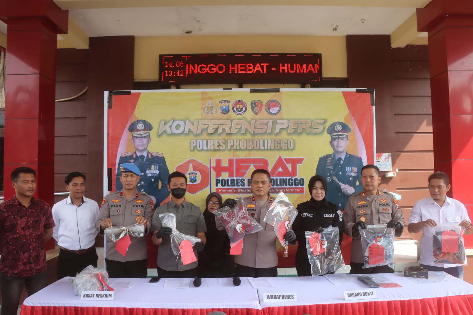 Polres Probolinggo Berhasil Ungkap Dua Kasus Pembunuhan Amankan Dua Tersangka