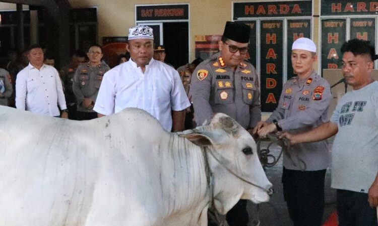 Kapolresta Manado Pimpin Upacara Penyerahan Jabatan Wakapolresta Manado