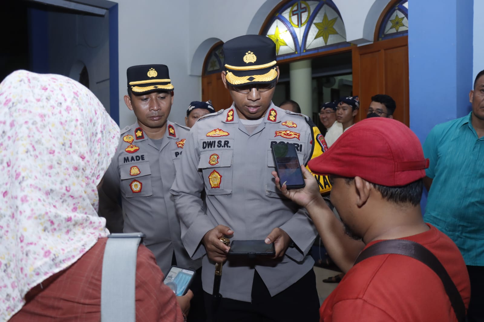 Polisi Berhasil Amankan Ratusan Botol Miras Jenis Arak di Situbondo