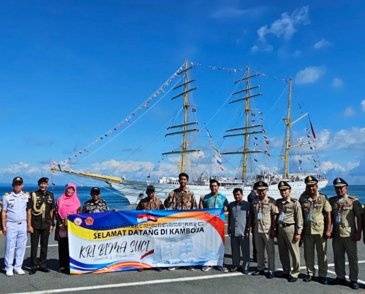 Kunjungan KRI Bima Suci Semarakkan Perayaan HUT Ke-79 RI Di Kamboja