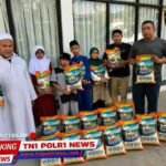 Jumat Peduli, PWO Dwipa Kepri Berikan Bantuan ke Sejumlah Anak Yatim di Kampung Tua Tanjung Buntung
